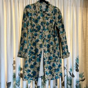 Spring Lightweight Coat in Beautiful Floral Pattern Size Medium
